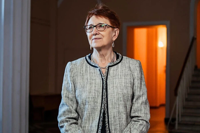 Литературовед объяснила, почему важно «снимать с пьедестала» российских писателей и художников