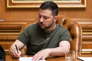 Зеленский назначил три десятка новых послов: полный перечень