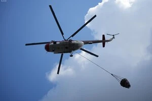 До гасіння пожеж у Дарницькому районі залучено авіацію ДСНС