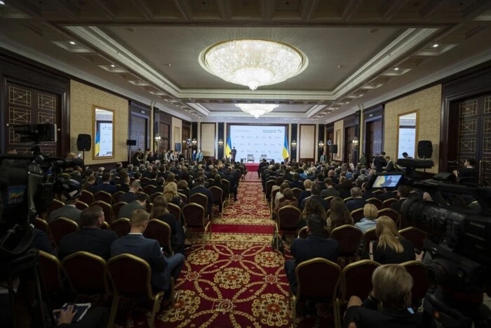 Мораторій на перевірки бізнесу, призначення нових послів України. Головне за 21 липня