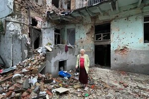 79-річна рекордсменка з написання радіодиктантів зі Львова залишилась без житла через обстріл РФ