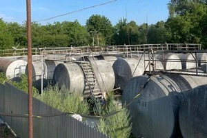 Підпільний нафтозавод працював на Київщині. Поліція повідомила, куди збувалося пальне