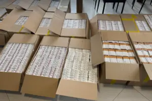 Правоохоронці викрили підпільне виробництво сигарет у дитячому таборі