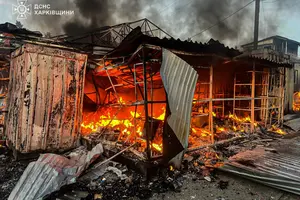 На Харківщині загорівся ринок через атаку БпЛА (фото)