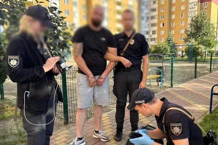Стрілянина у Подільському районі столиці. Поліція повідомила деталі затримання стрілка