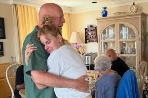 Брюс Вілліс втратив здатність говорити через хворобу: що відомо про «Міцного горішка»