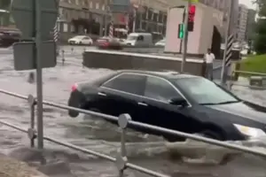 Москву знову затопило (відео)