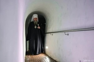 Митрополит Епіфаній вперше звершив молитву в церкві на честь преподобного Феодосія Печерського в Дальніх печерах