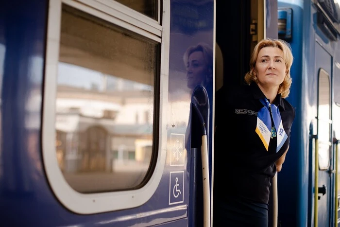 «Укрзалізниця» пояснила, чому квитки зникають за секунди: реакція соцмереж