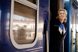 «Укрзалізниця» пояснила, чому квитки зникають за секунди: реакція соцмереж