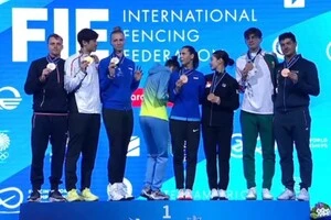 Депутатка Думи влаштувала істерику через відмову українки Харькової робити фото з російським військовим