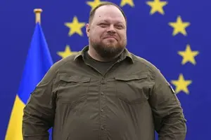 Стефанчук повідомив, коли Рада розгляне законопроєкт Зеленського про НАБУ і САП