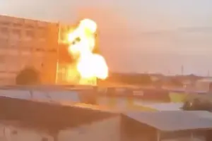 Один з ударів припав на корпус, де розташовано коштовне імпортне обладнання