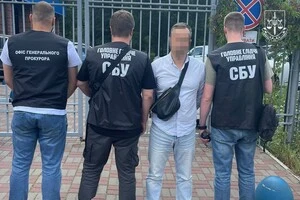 Обіцяв зняти з розшуку за $3,5 тис. У Києві затримано посадовця ТЦК