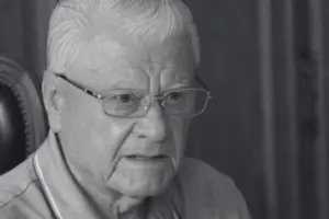 Помер одіозний аграрій, який за життя збудував собі мавзолей