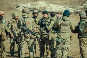 Команди – через перекладача. Комбат Інтернаціонального легіону розповів про специфіку роботи з іноземними бійцями