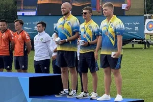 Олексій Гунбін, Владислав Лісняк та Артем Овчинніков посіли третє місце у чоловічих командних змаганнях