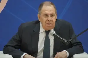 Голова МЗС РФ заявив, що його країна вперше за свою історію самотужки воює проти всього Заходу