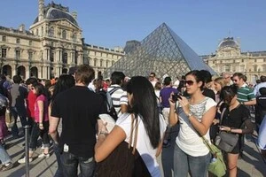 Росіяни активно мандрують до Франції 