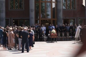 Аграрія з Чернігівщини Леоніда Яковишина поховали у мавзолеї, який він будував для себе понад 10 років