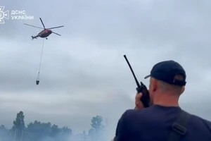 До ліквідації наслідків атаки РФ у Києві залучалася авіація (відео)