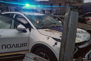 Нічна атака на Київ: постраждали поліцейські, які їхали на виклик (фото)