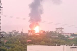 Горить НПЗ у Самарській області