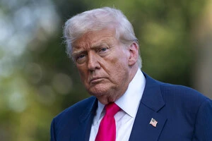 Пригласите президента Дональда Трампа в Киев