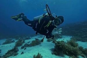 У Китаї дайвер вижив після п’яти днів у затопленій печері