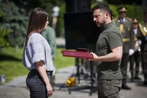 Зеленський привітав воїнів Повітряних сил ЗСУ та відзначив їх державними нагородами