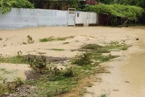 У Краснодарському краї повінь, вода змиває мости разом із людьми 