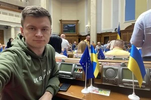 Нардеп Костюк, що вийшов з монобільшості, пояснив, чому Рада збунтувалася проти НАБУ