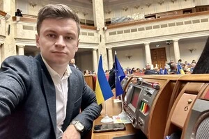 Нардеп Костюк розповів, як виходом зі «Слуги народу» зробив сюрприз Арахамії