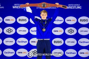 У фіналі переміг іранця: борець Костюк здобув золото чемпіонату світу U-17