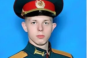 Володимир Шихатов народився 18 квітня 2002 року року у Магадані