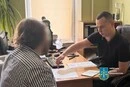 Чоловік вимагав у дівчини $10 тис. за нерозголошення інтимних фото