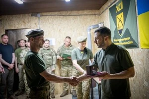 Візит Зеленського на Харківщину, відсторонення очільника Енергомитниці. Головне за 4 серпня