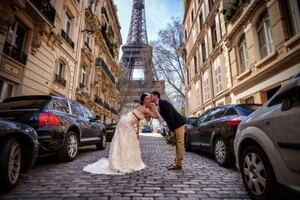 Квиток на весілля коштуватиатиме у середньому €150