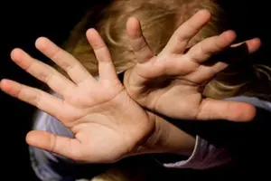 На Вінниччині мати катувала дев'ятирічну доньку