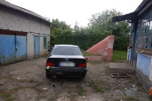 Ревнивий молодик на Обухівщині кинув гранату у двір суперника