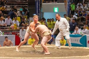 12-річний харків’янин став наймолодшим чемпіоном дитячих змагань із сумо в Японії