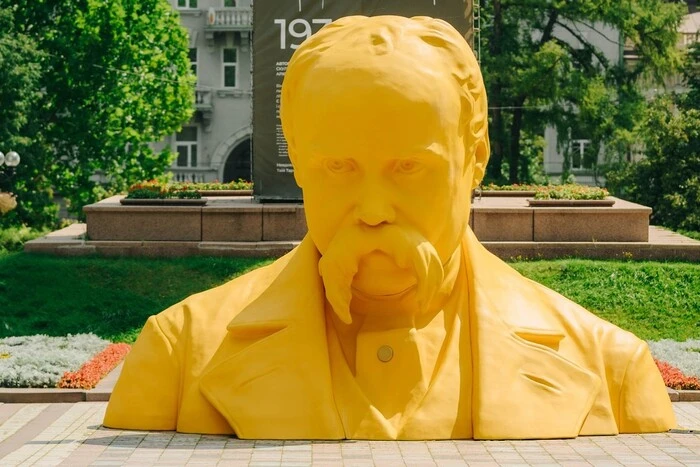 У Києві з'явилась незвична інсталяція, присвячена Шевченку: реакція соцмереж