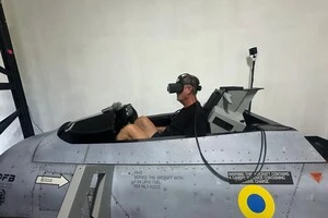 Симулятор дає «повне проникнення в процес польоту» і дозволяє швидко опанувати машину