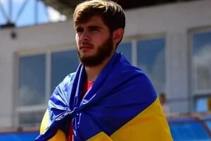 6 серпня, на 26-му році, обірвалося життя півзахисника луганської «Зорі» Володимира Білоцерковця