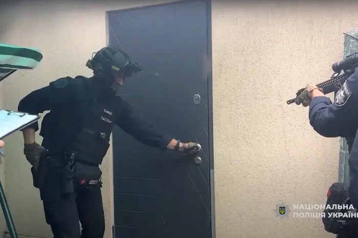 Українець створив схему фейкового пригону авто з-за кордону: збитки перевищили 2 млн грн