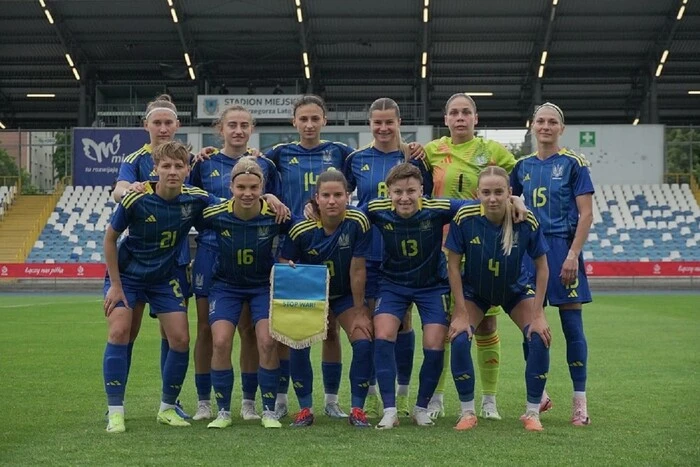 Жіноча збірна України з футболу покращила позиції у рейтингу ФІФА