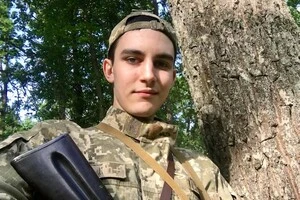 Віктор Павлік та його ексдружина щемливо вшанували пам'ять покійного сина