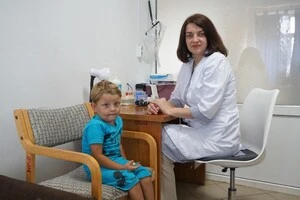 Зір трирічної дитини відновився на 100%