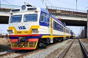 Квитки на потяги подорожчають? Очільник «Укрзалізниці» запропонував нову схему ціноутворення