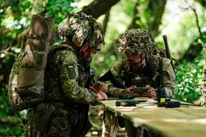 8 серпня Україна відзначає День військ зв'язку